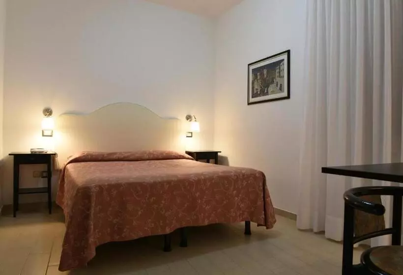 スタンダードルーム, Albergo Umbria