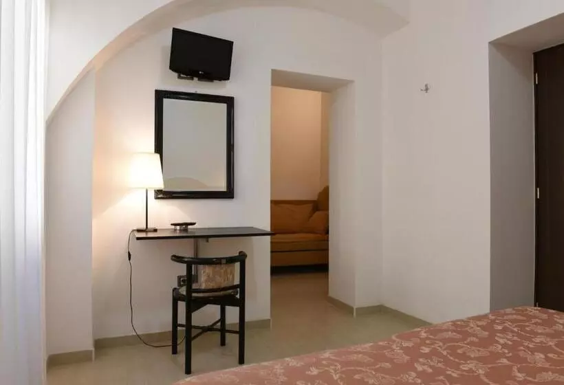 スタンダードトリプルルーム, Albergo Umbria