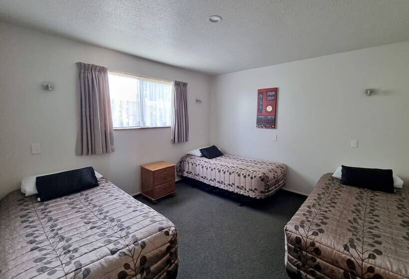 דירת שני חדרים, Asure Highpark Motor Inn