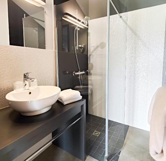 Номер Стандарт, Château De La Barbinière