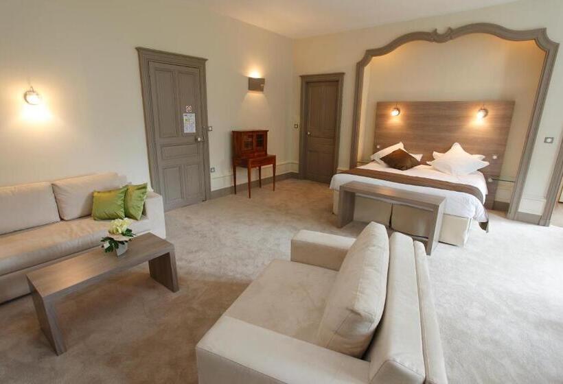 Полулюкс, Château De La Barbinière