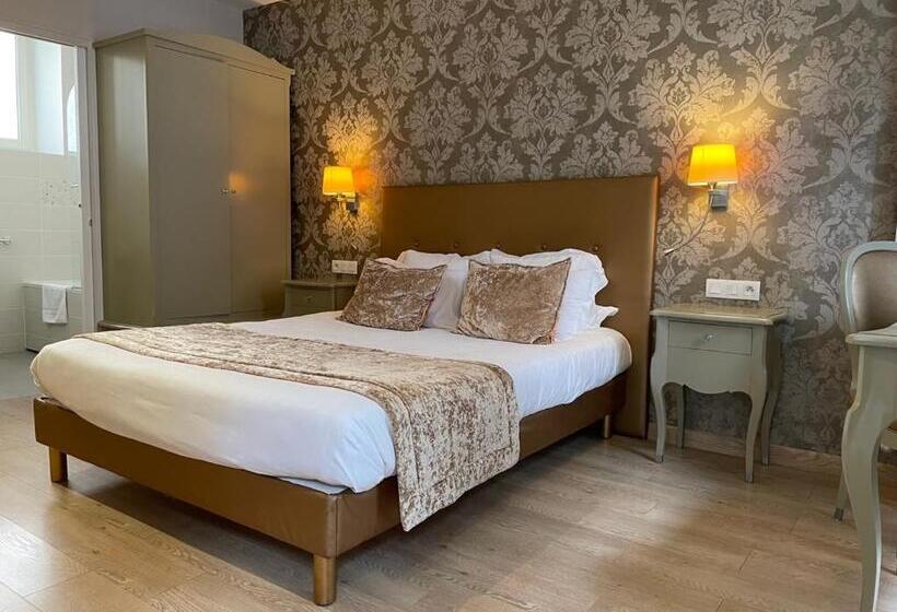 标准间, De Guise Nancy Vieille Ville