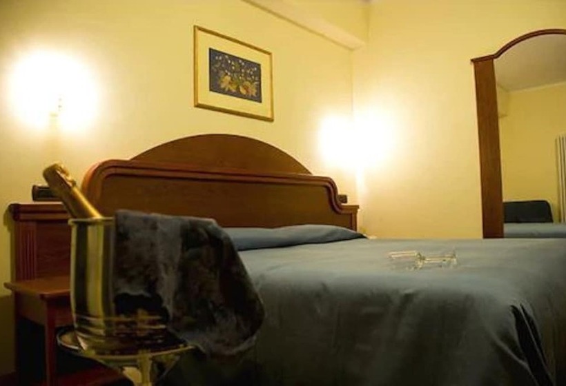 标准间, Duca Di Calabria