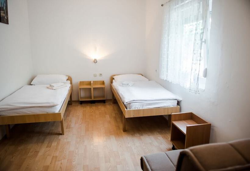 اتاق استاندارد, Family Guesthouse In Forest Ana & Stjepan Nikolić