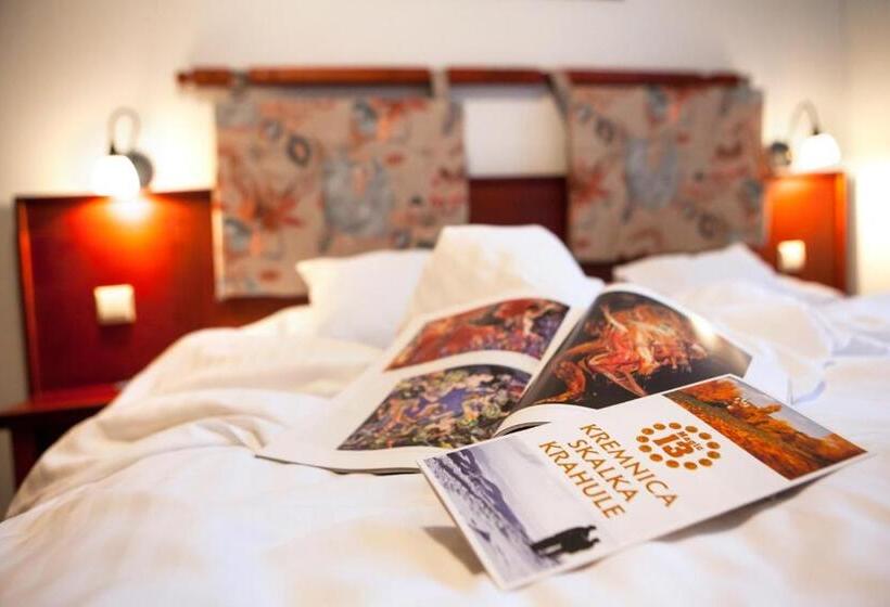 סוויטה, Golfer