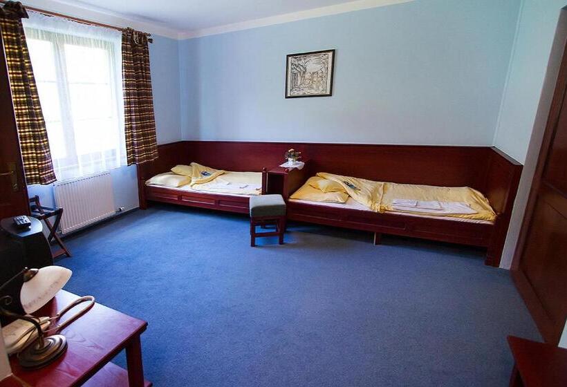 חדר סטנדרט מותאם לאדם עם מוגבלויות, Golfer