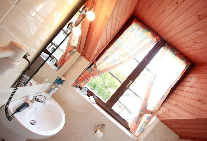 חדר סטנדרט יחיד, Golfer