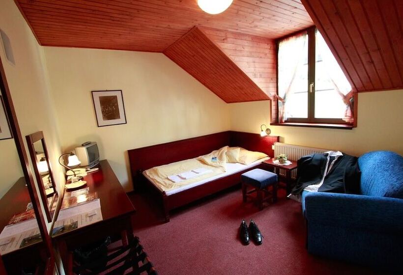 חדר סטנדרט יחיד, Golfer