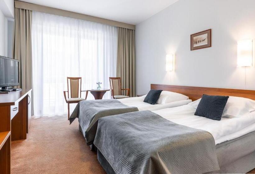 اتاق استاندارد, Krynica Conference & Spa