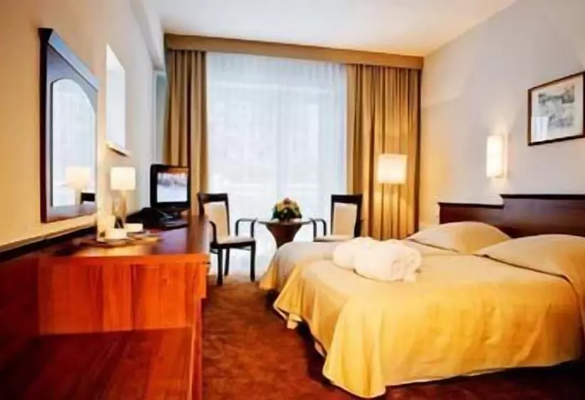 اتاق استاندارد, Krynica Conference & Spa
