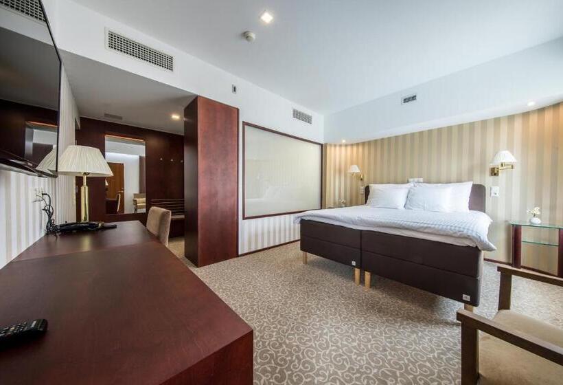 سوییت با چشم‌انداز دریا, Saaremaa Rannahotell   Beach