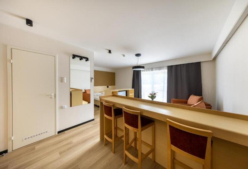 اتاق استاندارد چهار تخته, Saaremaa Rannahotell   Beach