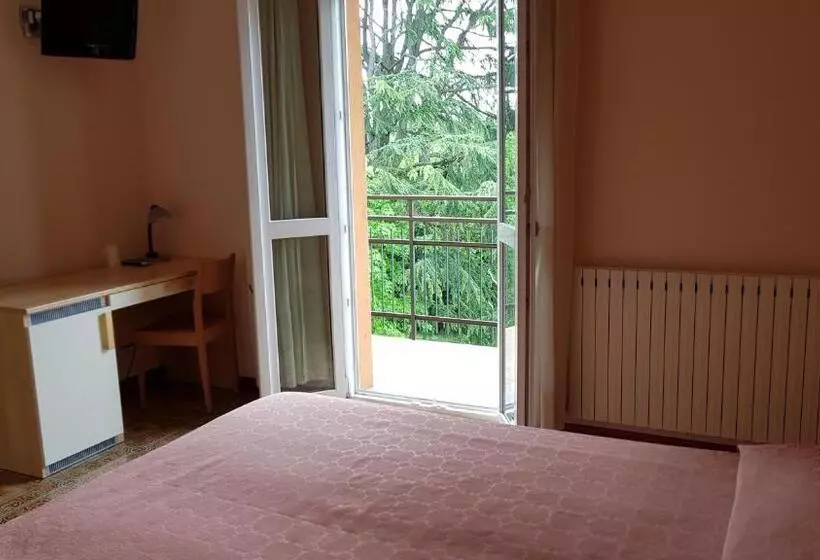 スタンダードルーム, La Collina