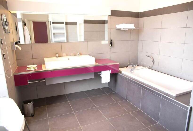 חדר דלוקס, Hôtel La Ferme De Bourran   écoresponsable Parking Gratuit