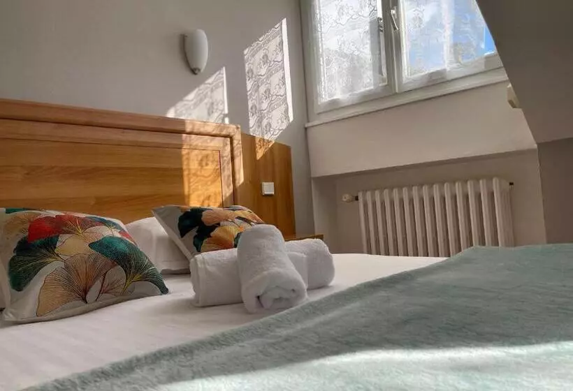 スタンダードルーム, Le Relais De La Place