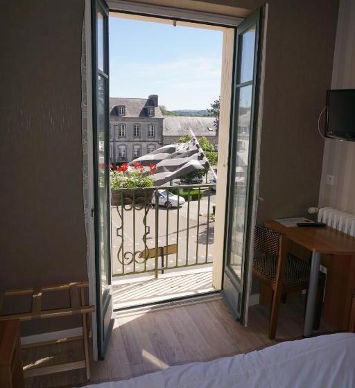 标准间, Le Relais De La Place