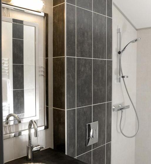 غرفة كومفورت, Logis Hôtel Tante Yvonne & Son Restaurant Semi Gastronomique   Lyon Nord