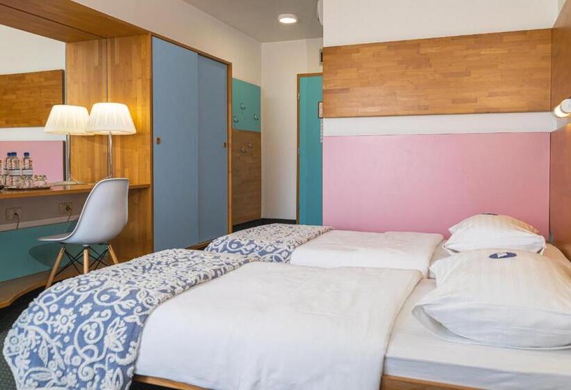 اتاق استاندارد با بالکن و چشم‌انداز دریا, Oleander  Oleander Resort