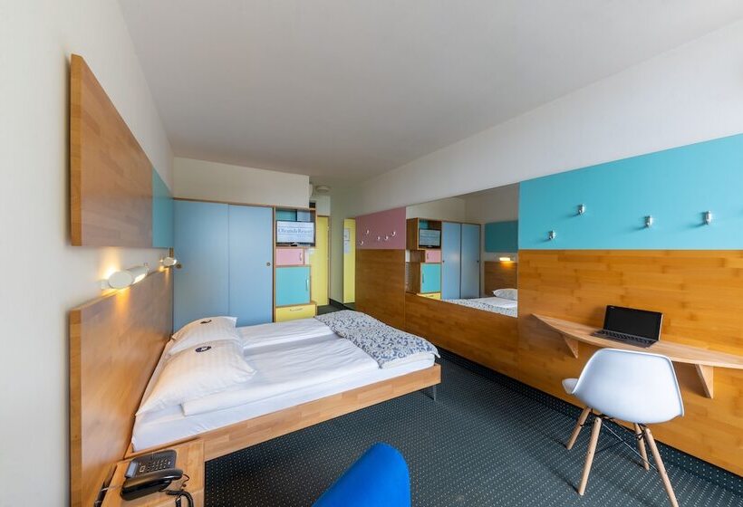 اتاق استاندارد با بالکن و چشم‌انداز دریا, Oleander  Oleander Resort