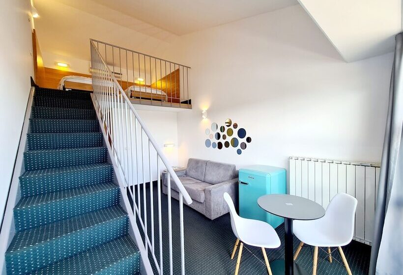 اتاق خانوادگی با چشم‌انداز دریا, Oleander  Oleander Resort