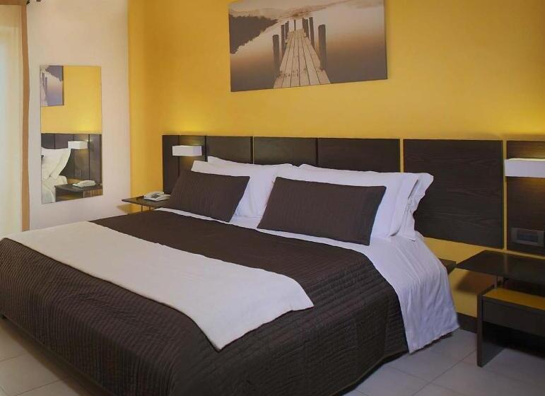 Triple Room Sea View, San Giovanni