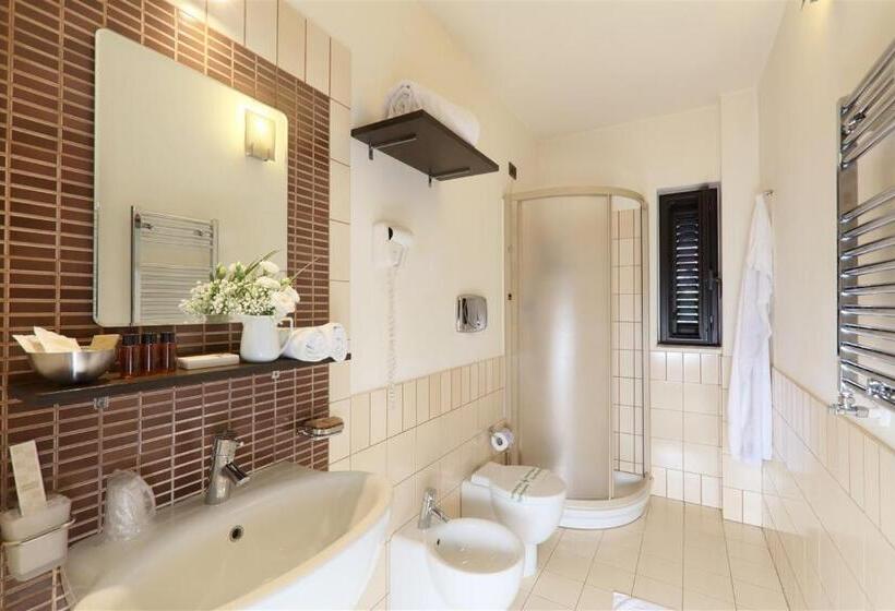 バルコニーつきオーシャンビュースーペリアルーム, San Giovanni