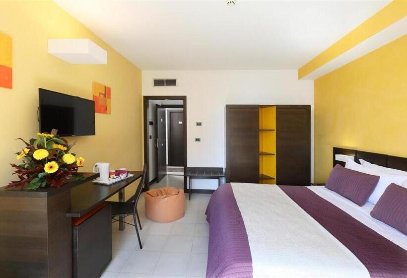 バルコニーつきオーシャンビュースーペリアルーム, San Giovanni