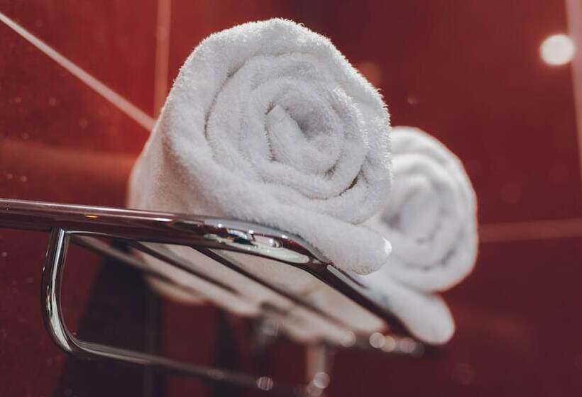 חדר סופריור עם מיטת קינג, The Clarence Boutique Rooms