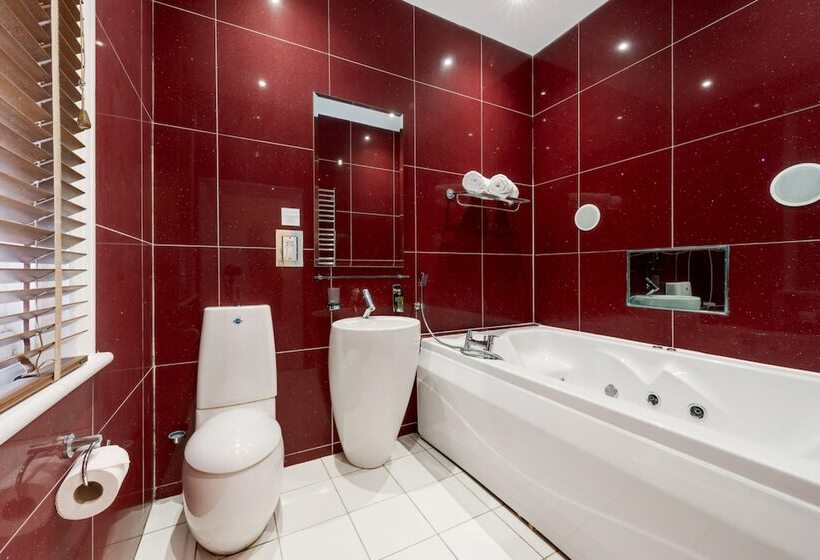 חדר סופריור עם מיטת קינג, The Clarence Boutique Rooms