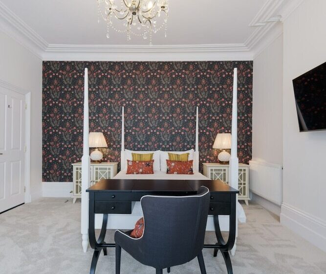 חדר סופריור עם מיטת קינג, The Clarence Boutique Rooms