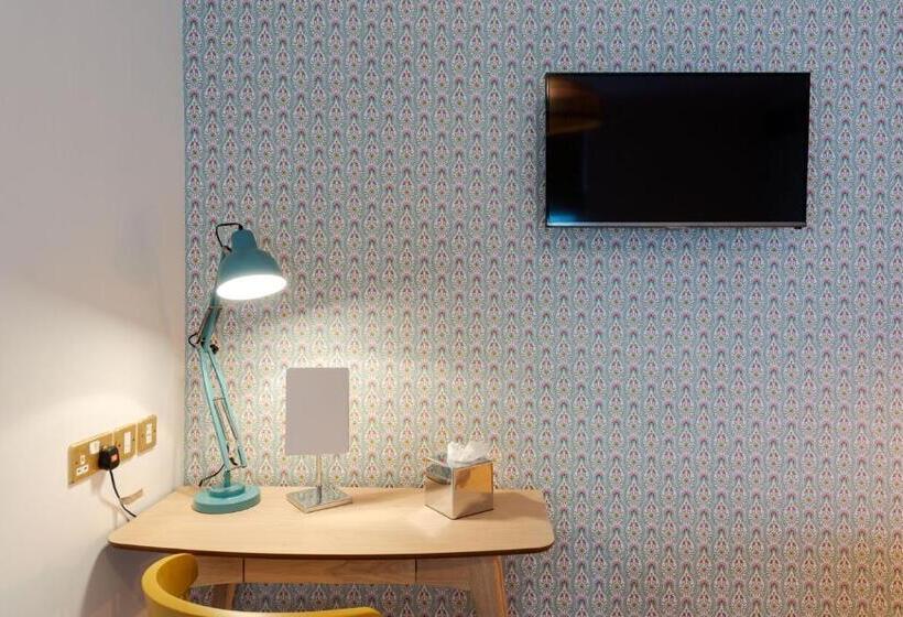 חדר אקזקיוטיב חדר קינג, The Clarence Boutique Rooms