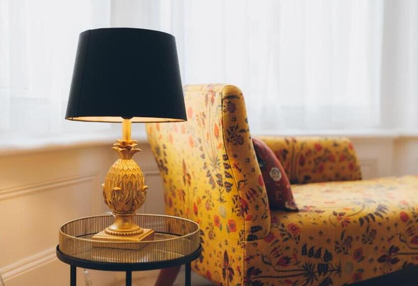 חדר סטנדרט עם מיטת קינג, The Clarence Boutique Rooms