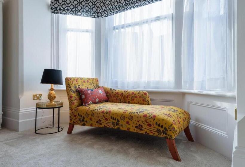 חדר סטנדרט עם מיטת קינג, The Clarence Boutique Rooms