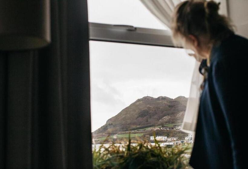 スタンダードルーム, The Martello