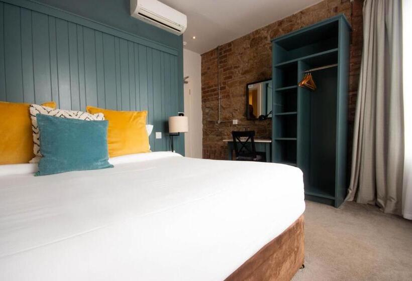 スタンダードルーム, The Martello