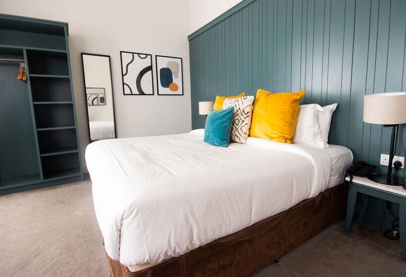 スタンダードルーム, The Martello