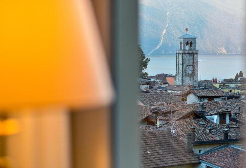 스탠다드 룸 호수 전망, Villa Miravalle