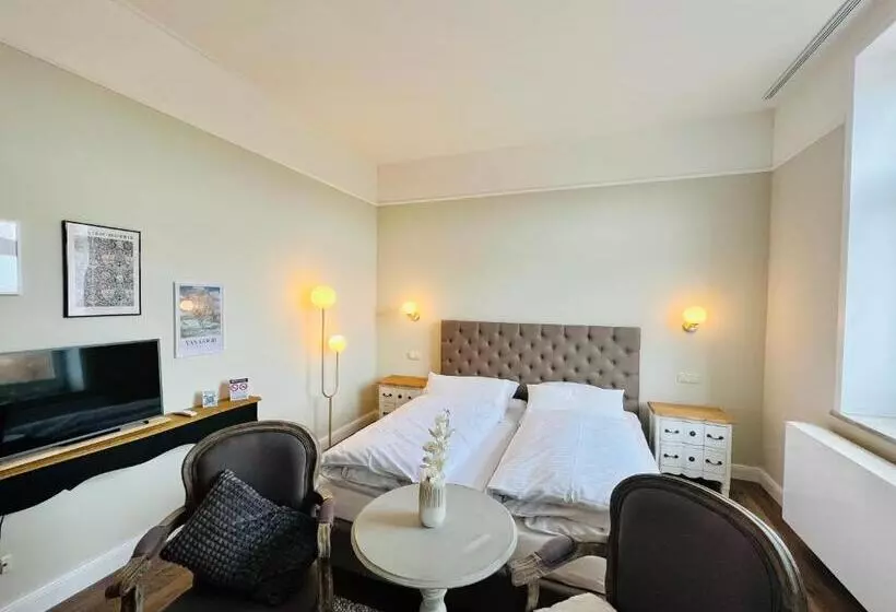 キングサイズベッドのスタンダードルーム, Lexow   Hotel An De Havenkant