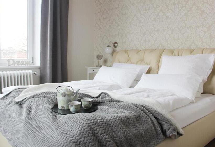 标准间, Lexow Hotel An De Havenkant