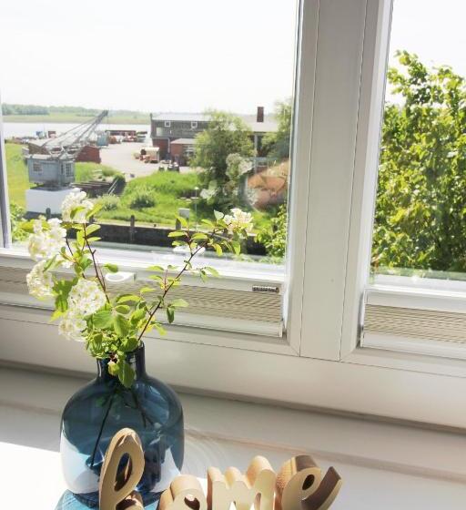 带观景的标准间, Lexow Hotel An De Havenkant