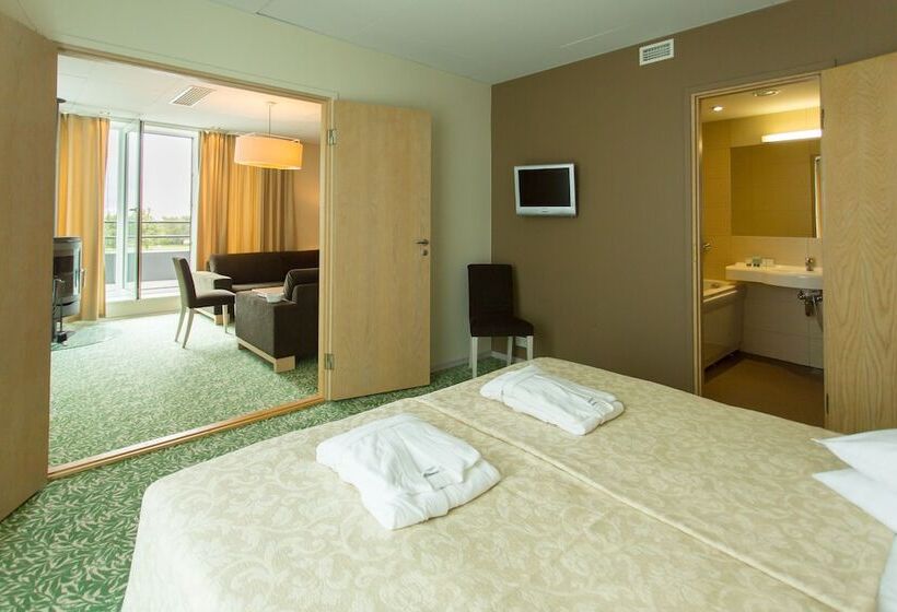 سوییت, Meri Seaside Hotel & Spa