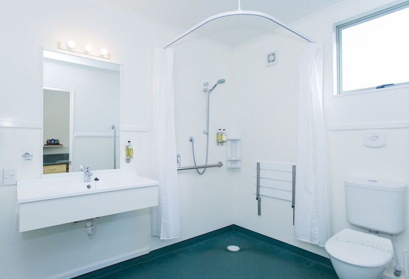 استودیوی استاندارد, Alfresco Motor Lodge