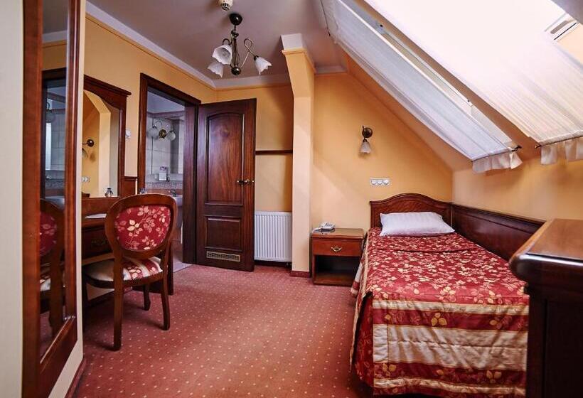 اتاق پریمیوم یک تخته, Villa Royal