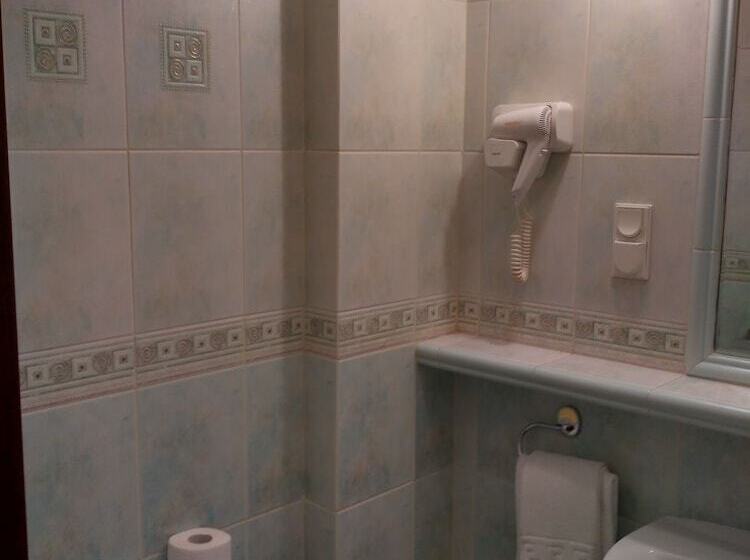 اتاق استاندارد یک نفره, Villa Royal