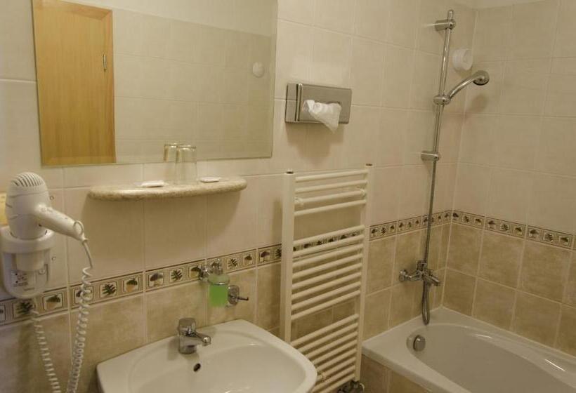 スイート, Villa Siesta