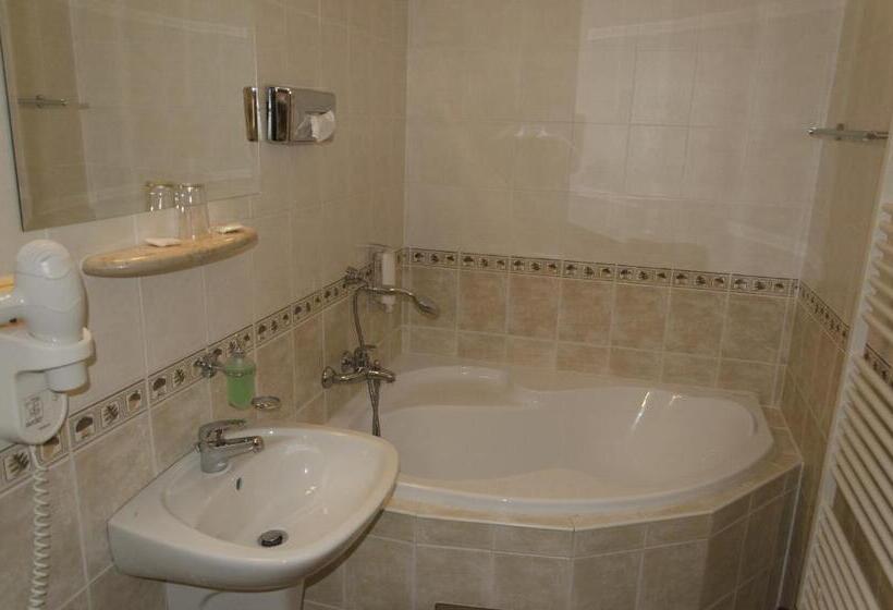 スイート, Villa Siesta