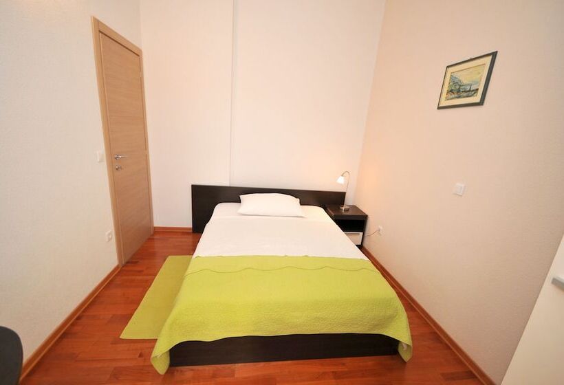 スタンダードシングルルーム, Apartments & Rooms Villa Maslina