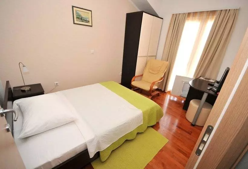 スタンダードシングルルーム, Apartments & Rooms Villa Maslina