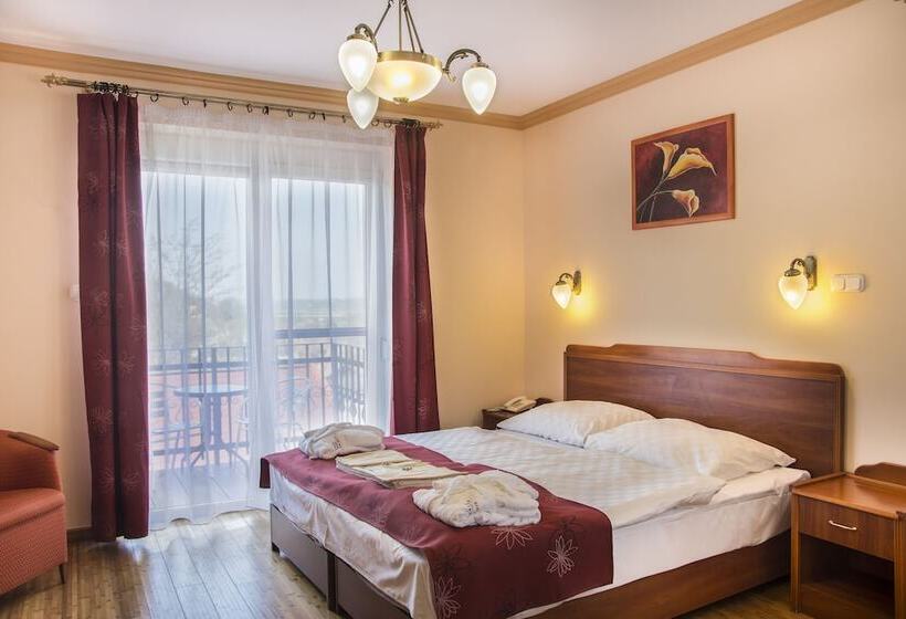 Номер Superior, Fried Kastély Hotel Simontornya