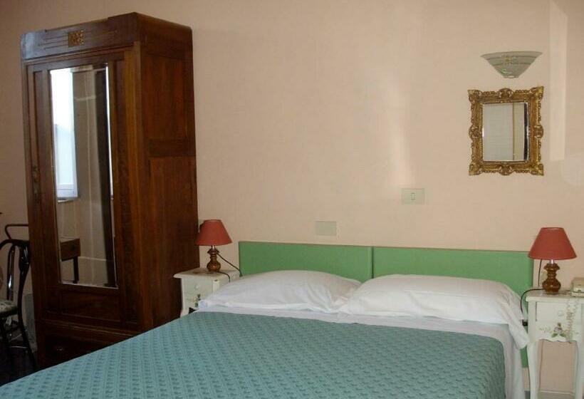 Chambre Standard, Albergo Anna